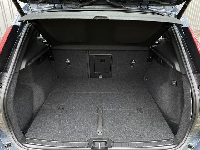 Volvo XC40 B4 Momentum