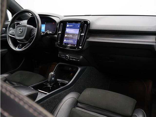 Volvo XC40 Recharge P8 AWD R-Design / Trekhaak / 360 camera / Stoel+stuur+vorruitverwarming