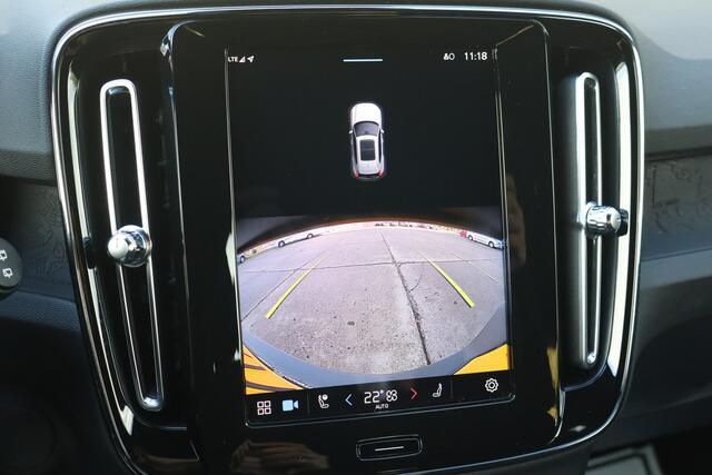 Volvo XC40 Recharge Core 70 kWh SOH 98% NL-Auto!! Stuur+Stoelverw. I Camera I Carplay