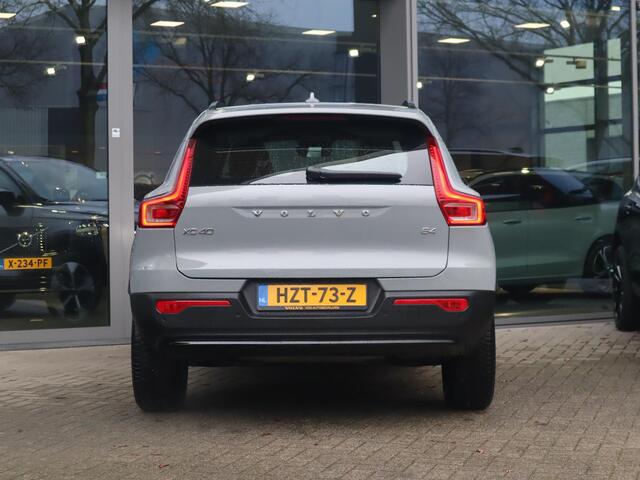Volvo XC40 2.0 B4 Plus Dark | Schuif/kanteldak | Elektrische stoelen met memory |