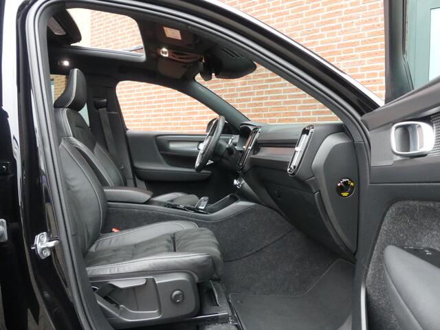 Volvo XC40 1.5 T2 R-Design / Panoramadak / Carplay