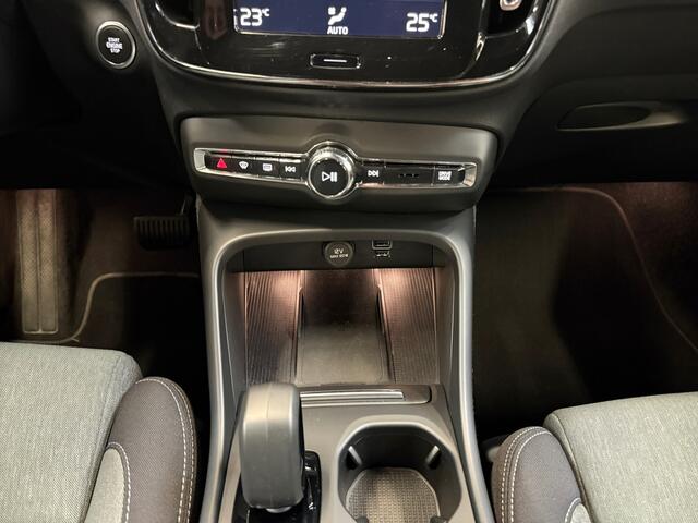 Volvo XC40 1.5 T4 Recharge Core Bright I Navi I Cruise Control I Carplay
