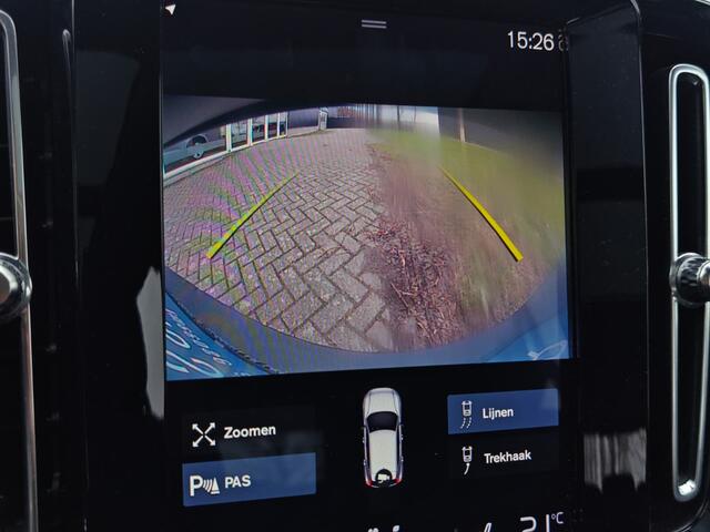 Volvo XC40 T5 Twin Engine Momentum Pro | Rijklaarprijs | Pano dak | Leer |