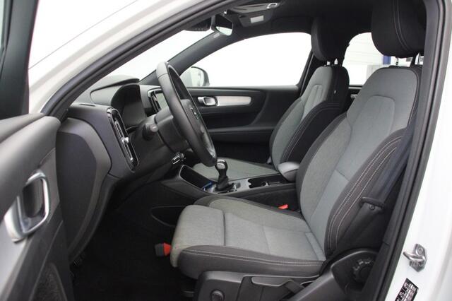 Volvo XC40 1.5 T2 Momentum - Carplay, Navi, Cruise, Afn. Trekhaak