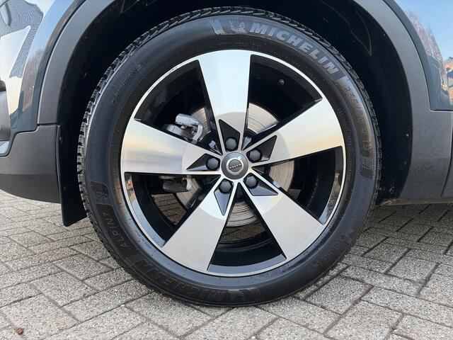 Volvo XC40 2.0 T4 Inscription / Blis / Elektrisch stoelen / Trekhaak / Ultra compleet /