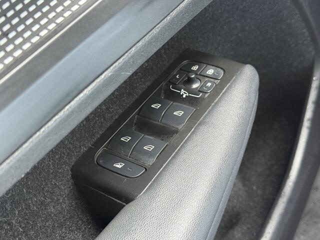 Volvo XC40 BWJ 2020 Recharge P8 408 PK AWD R-Design TREKHAAK | FULL LED | ADAPTIVE CRUISE | STOEL+STUURVERW. | CAMERA | HALF LEDER | ELEKTR. ACHTERKLEP | DAB | CARPLAY + ANDROID | LMV | PDC