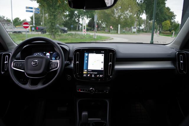 Volvo XC40 1.5 T4 Recharge 211 PK Inscription Expression 211 PK PHEV, Winterpakket, Adap. Cruise Control, Camera