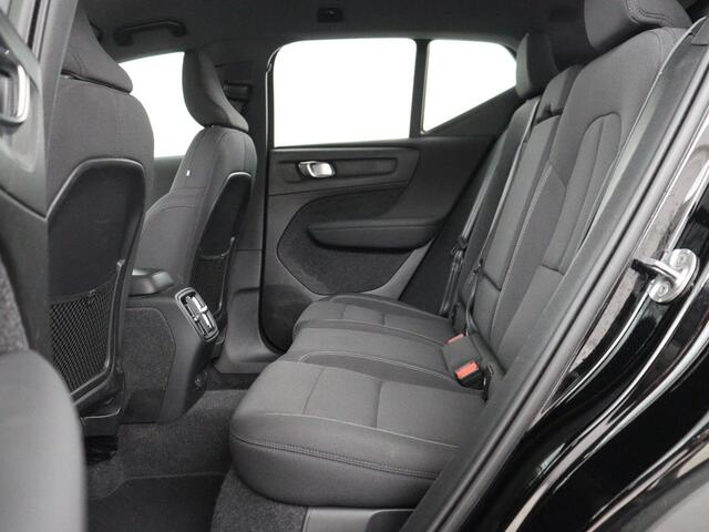 Volvo XC40 Recharge Core | SOH 95% | Stoel & stuurverwarming | Trekhaak | Camera | Carplay | Navigatie | Parkeerhulp | Full LED