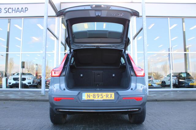 Volvo XC40 Recharge Twin Plus | Achteruitrij camera | Stoel stuur verwarm. | Adapt. Cruise control |