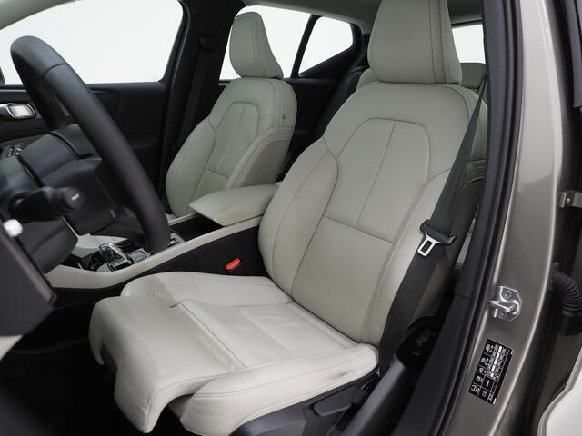 Volvo XC40 1.5 T5 Recharge Inscription | Panoramadak | Leder | Keyless | Virtual | DAB | Cruise | LED | Carplay