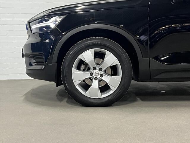 Volvo XC40 1.5 T3 Momentum Trekhaak | Cruise-/climate control | Achteruitrij camera | Carplay | Stoelverwarming