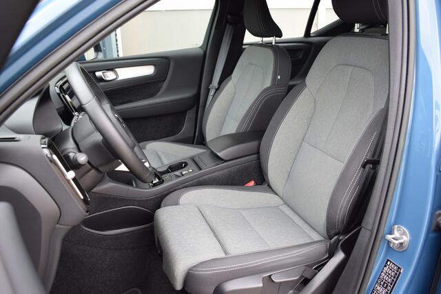 Volvo XC40 2.0 B3 Core Camera | ACC | 4 cilinder! apple carplay | android auto