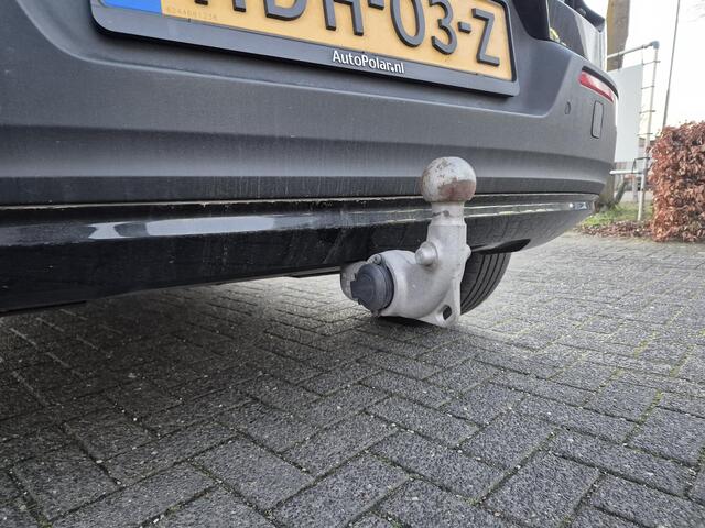 Volvo XC40 1.5 T5 Recharge R-Design Trekhaak/BLIS/Carplay etc.