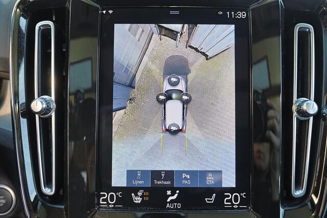 Volvo XC40 T5 Recharge Inscription Panorama/schuifdak - IntelliSafe Assist & Surround - Harman/Kardon audio - 360º Camera - Adaptieve LED koplampen - Verwarmde voorstoelen & stuur - Parkeersensoren voor & achter - Elektr. bedienb. voorstoelen met geheugen links - Dr
