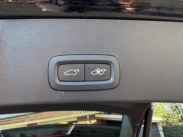 Volvo XC40 Recharge P8 AWD R-Design - Leer Memory seats Harman kardon