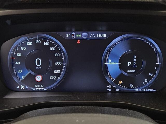 Volvo XC40 1.5 T4 Plug-in hybrid Core Bright | Facelift | Navigatie | keyless entry/start | Cruise control | Apple carplay/android auto | Regensensor | Zitvlak verlengers |