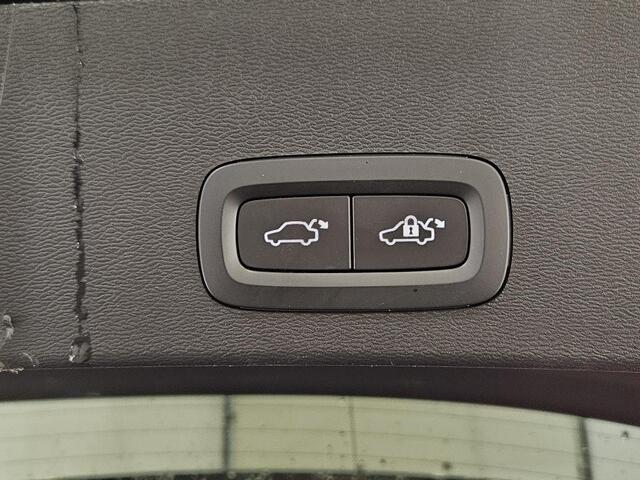 Volvo XC40 1.5 T4 Plug-in hybrid Core Bright | Facelift | Navigatie | keyless entry/start | Cruise control | Apple carplay/android auto | Regensensor | Zitvlak verlengers |