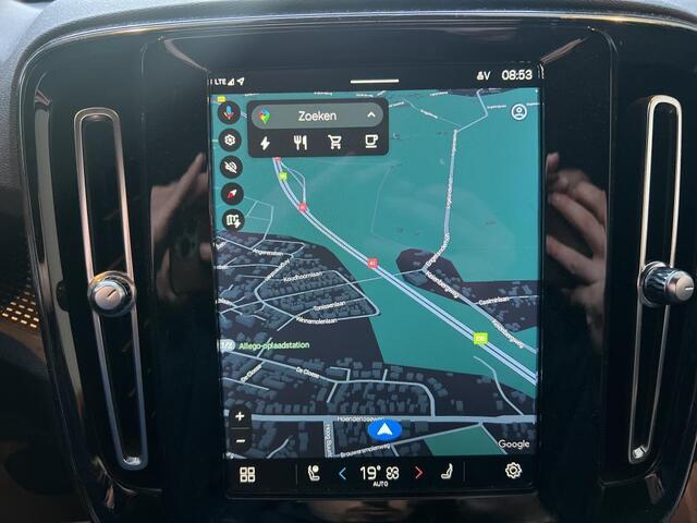 Volvo XC40 Recharge P8 AWD R-Design NL-AUTO | TREKHAAK | GOOGLE NAVI