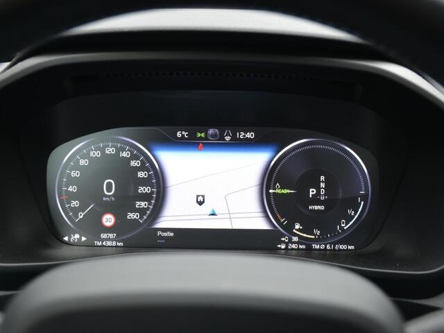 Volvo XC40 1.5 T5 Twin Engine Inscription | Schuifdak | Trekhaak | 360 camera | Full option!