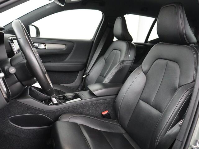 Volvo XC40 Recharge P8 AWD R Design | Warmtepomp | Leder | Stoelverwarming | Harman/Kardon | Adaptive cruise | Camera | Keyless | 19'' | Full LED | Navigatie | Parkeerhulp