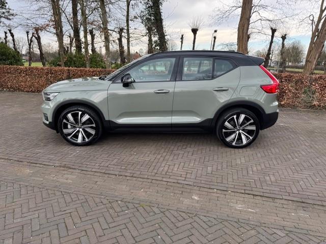 Volvo XC40 Recharge P8 AWD SOH 91% R-Design/Warmtepomp/Leer/Pano/360Camera/Acarplay/Fabrieksgarantie