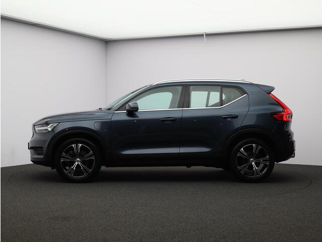 Volvo XC40 T4 Recharge Inscription / Trekhaak / Leder / 19" / Stoel+stuurwielverwarming / CarPlay