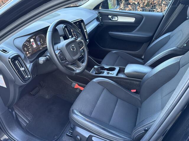Volvo XC40 1.5 T5 Twin Engine Momentum Pro / AUTOMAAT / NAVI / CRUISE