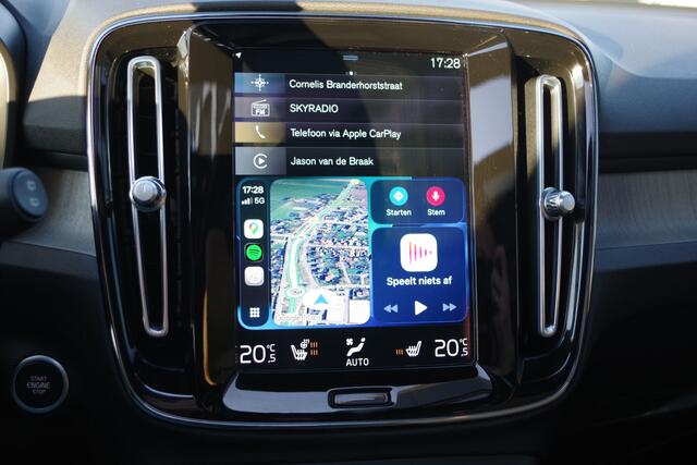 Volvo XC40 1.5 T5 Recharge 262 PK PHEV Inscription, Leder, Panoramadak, Winterpakket