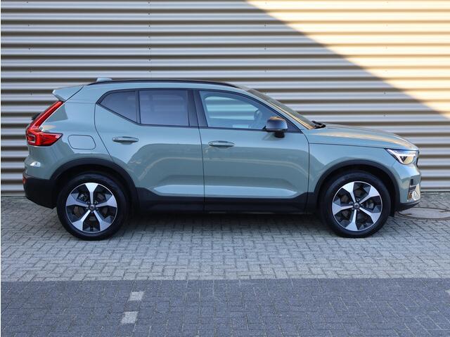 Volvo XC40 2.0 B3 Plus Dark