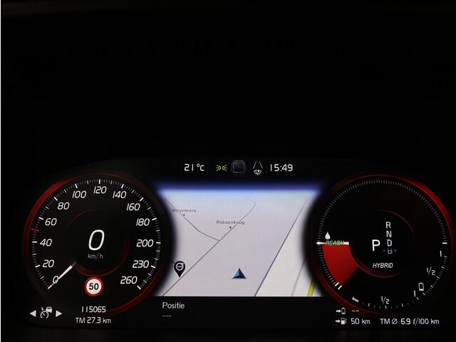 Volvo XC40 T4 Recharge Inscription / Trekhaak / Pan. dak / Styling kit / Privacy glass / Stoel+stuur+voorruitverwarming / Full led