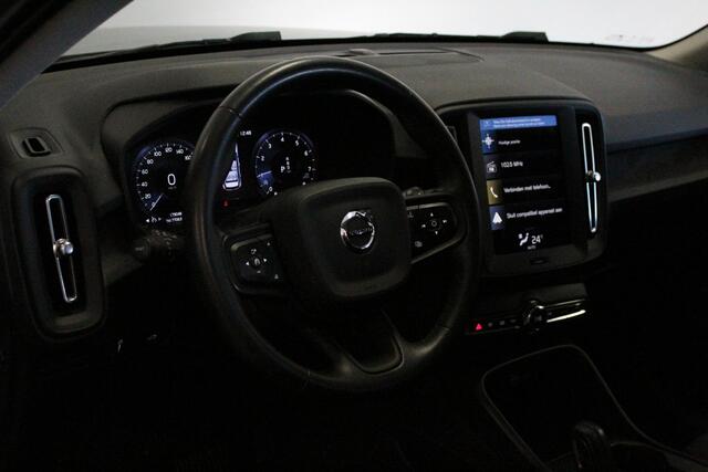 Volvo XC40 1.5 T2 Momentum Core | WEGKL-TRHAAK | CLIMA | E-KLEP | NAVIGATIE | DAB-RADIO | CARPLAY | LED |