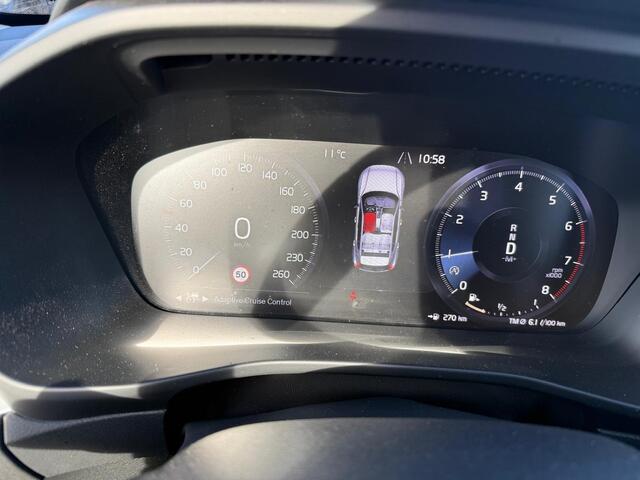 Volvo XC40 1.5 T2 Business Pro | Navigatie | Apple Carplay | Android Auto | Stoelverwarming | LED Koplampen Adaptief | Verwarmde Voorruit | Elektrische Achterklep | BLIS