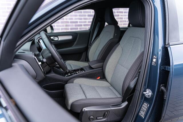 Volvo XC40 2.0 B4 Plus Dark | Trekhaak | Adaptive Cruise Control | Dode hoek detectie BLIS | Harman/Kardon audio | Elektrische stoelverstelling | Stoel- en stuurverwarming | Verwarmde Voorruit |