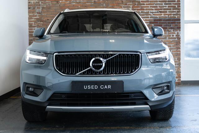 Volvo XC40 B4 Automaat Business Pro | Adaptieve cruise control | BLIS | Zwarte Roofrails optioneel | Parkeercamera | Volvo on Call | Navigatie | 18 inch Lichtmetalen velgen