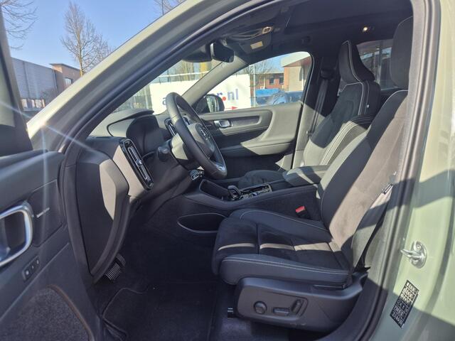 Volvo XC40 1.5 T4 Plug-in hybrid Ultimate Dark Panodak/HarmanKardon/Carplay etc.