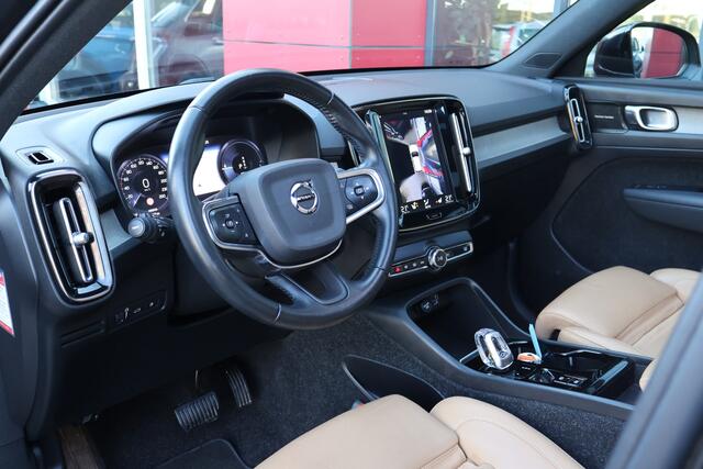 Volvo XC40 1.5 T5 Recharge Inscription | Panoramadak | Harman/Kardon | 360* Camera | Trekhaak | Origineel NL |
