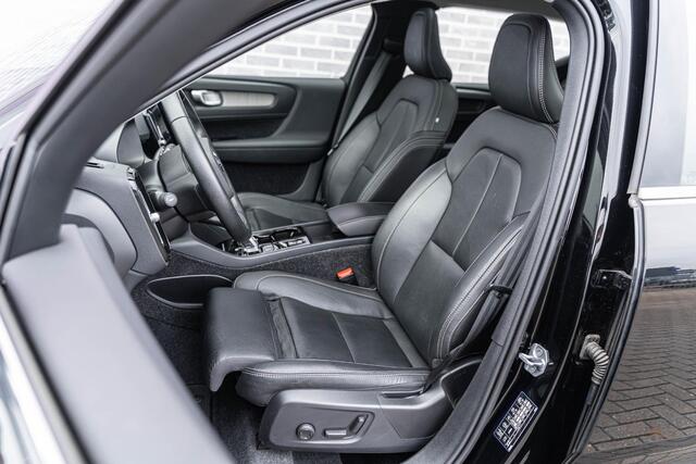 Volvo XC40 1.5 T4 Recharge Inscription | Schuif-/ Kanteldak | Elektrische stoelverstelling | Stoel- / Stuurverwarming | Adaptive Cruise | Camera | Keyless Entry | Volvo On Call |