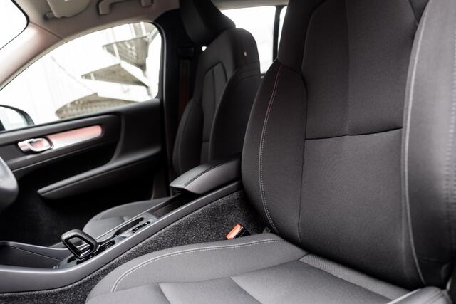 Volvo XC40 Inscription Expression Recharge Plug-In Hybrid 2WD