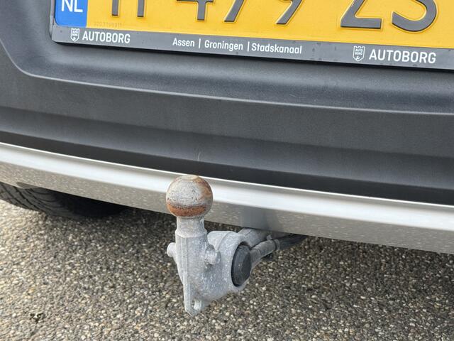 Volvo XC40 2.0 B4 Business Pro GRATIS Afleverpakket! | Uitklapbare Trekhaak | Adaptive Cruise | 4 Nieuwe All-Season |