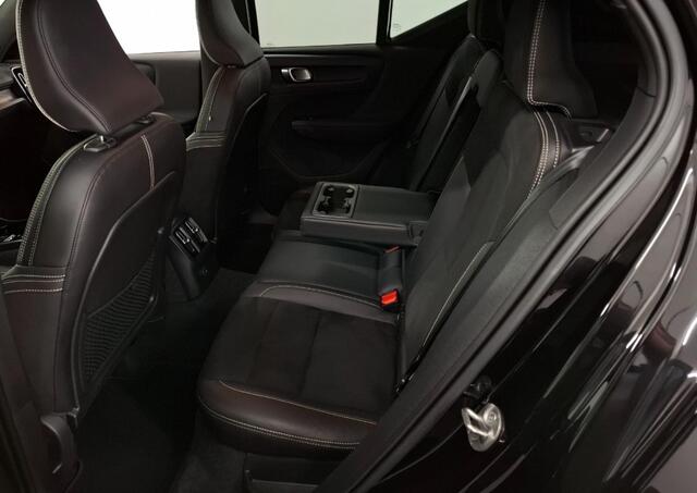 Volvo XC40 1.5 T4 Recharge R-Design | Plug-in Hybrid (PHEV) | Achteruitrijcamera | Navigatie | Apple Carplay | Android Auto | Stoelverwarming | Elektrische Achterklep