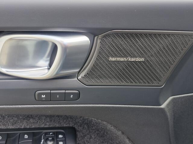 Volvo XC40 Recharge Ultimate 70 kWh | Pano | 360 | ele. stoelen memory | Harman Kardon | NL auto | 1e eig.