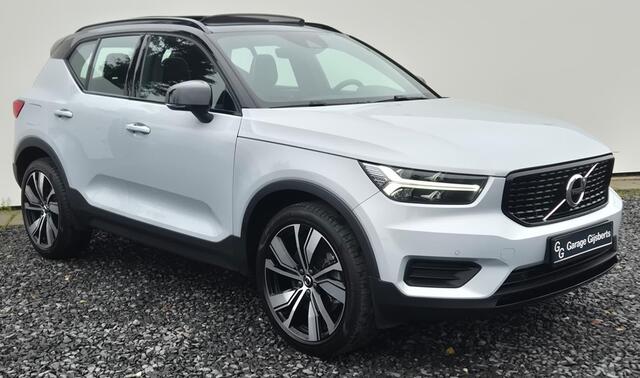 Volvo XC40 1.5 T4 Recharge R-Design Panorama Dak - 20" Wielen - Two Tone - Camera achter - Smartphone lader - Privacy Glass - Climate - MY 2022.
