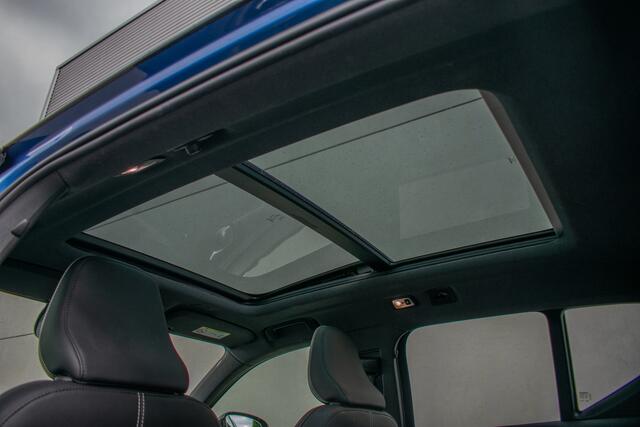 Volvo XC40 2.0 T4 R-Design Pano-ACC-20"-H/K-Trekhaak