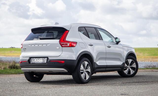Volvo XC40 1.5 T4 Recharge Inscription AUTOMAAT / PLUG IN HYBRID / NAVI / STOELVERWARMING / CAMERA