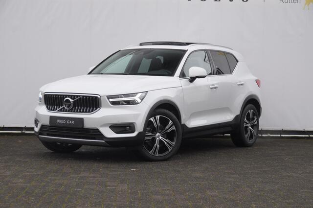 Volvo XC40 B4 211PK Automaat Inscription / Elektrische stoelen met geheugen / Keyless entry / Elektrische achterklep / Harman Kardon audio / Parkeersensoren met camera / stoel - en stuurwielverwarming /