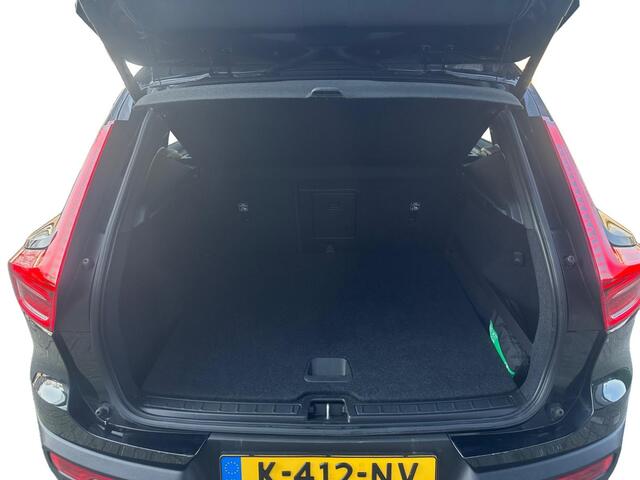 Volvo XC40 1.5 T3 Momentum | NAVI | STOEL-STUURVERWAMING | CARPLAY| 12 MAANDEN GARANTIE |