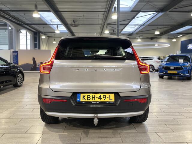 Volvo XC40 1.5 T4 211 pk Recharge Inscription | Trekhaak | Leder | Camera | Adapt. cruise | LED | El. a. klep | Stoel + stuurverw.