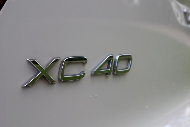 Volvo XC40 T4 Momentum Pro | Vos geleverd en onderhouden | BTW | Trekhaak |