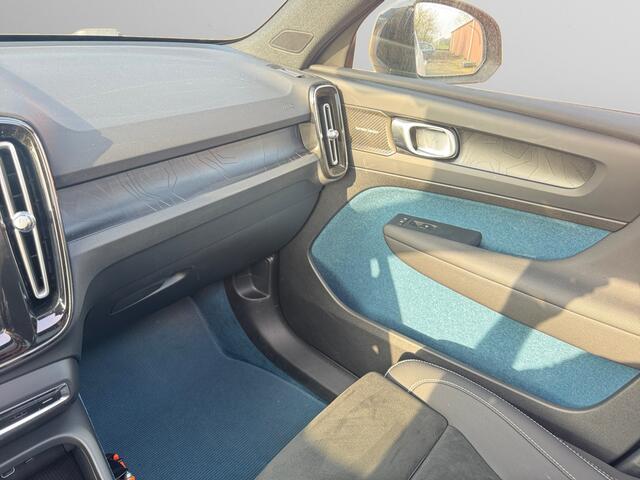 Volvo XC40 Recharge Ultimate 70 kWh- SOH 96%, Panoramadak, Harman Kardon, 360 Camera, Stuur/Stoelverwarming