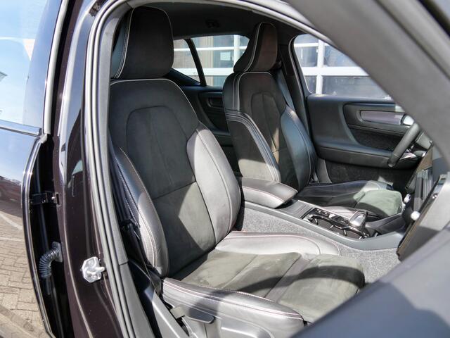 Volvo XC40 1.5 T3 R-Design | TREKHAAK | NAVIGATIE | CARPLAY |